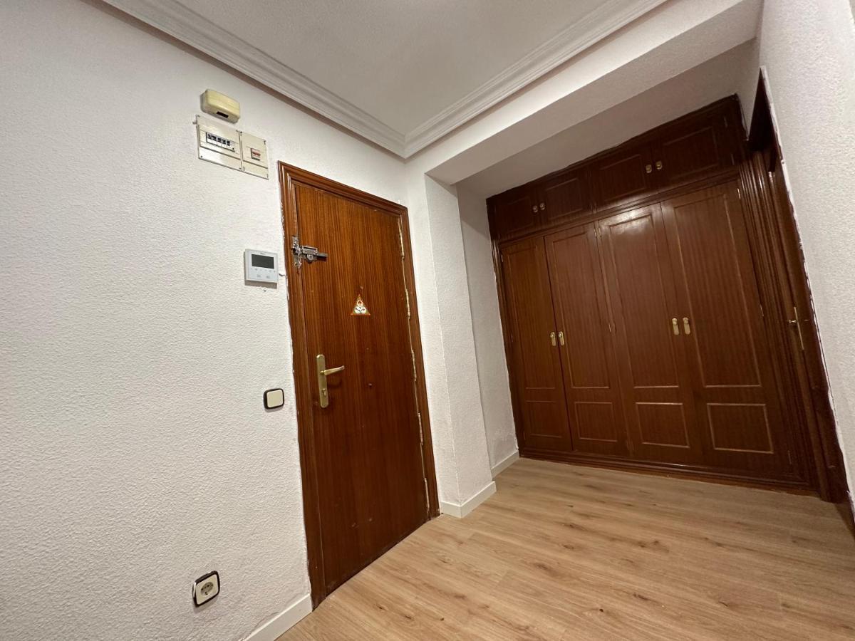 Licenciado Vidriera Apartment Madrid Exterior photo